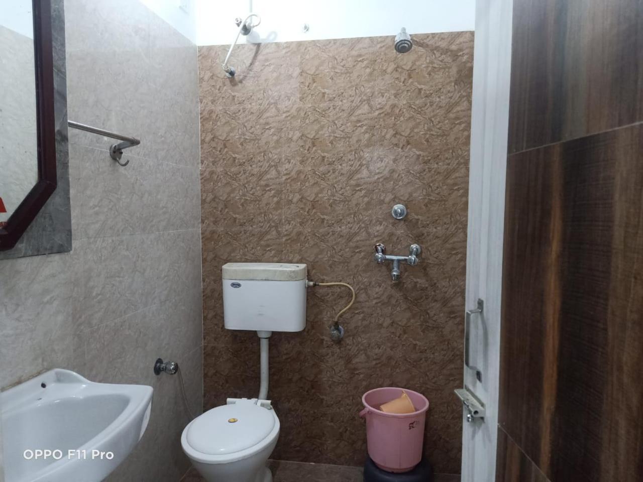 Hotel Ambassador Inn Gwalior Exterior photo